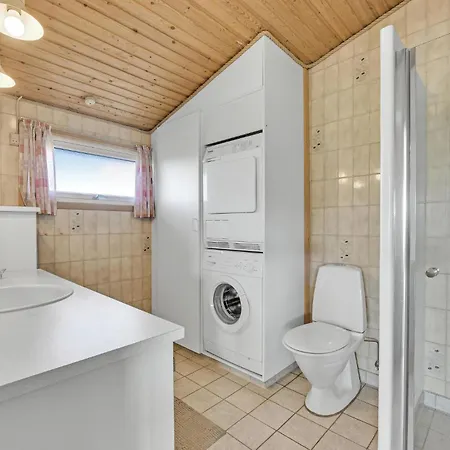 Semesterbostad 3 Bedroom Lovely Home In Ringkobing